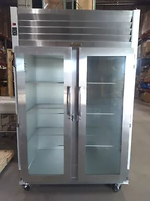 Traulsen G21010 46.5 Cu. Ft.Two-Section Reach In Refrigerator - Open Box • $8100