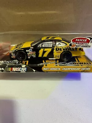 Matt Kenseth #17 DeWalt 2003 Championship Edition 1/24 Diecast HotWheels • $11.99