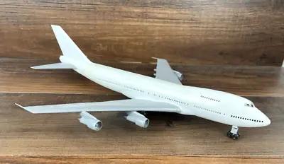 Vintage Hasegawa United Air Lines Boeing 747-200 Jumbo Jet (Built Model) • $34.95