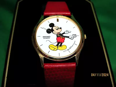 Unisex Vintage 1989 DISNEY Watch SEIKO  Mickey Mouse  5Y22-8039 • $100