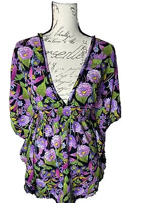 Victoria's Secret Womens Kaftan Style Top Size L Multicolor Floral Pom Pom Trim • $22