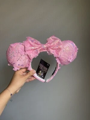 $3.99 • Buy Sparkling Dreamers Pink Flowers Sequin Mouse Ear With Matching Bow