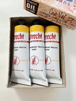Vintage Utrecht Cadmium Yellow Light Oil Paint. Box Of 3. Original. See Video! • $39
