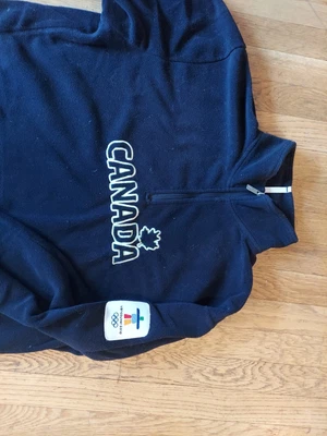$15 • Buy Vancouver Olympic Canada Fleece Jacket XL