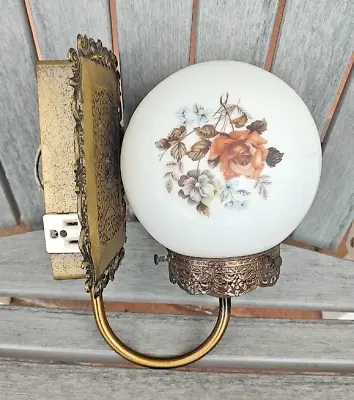 Vintage Mid Century Modern Brass Floral Glass Globe Wall Sconce Lamp • $24
