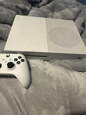 Microsoft Xbox One S 1TB Console With Controller - White • £90
