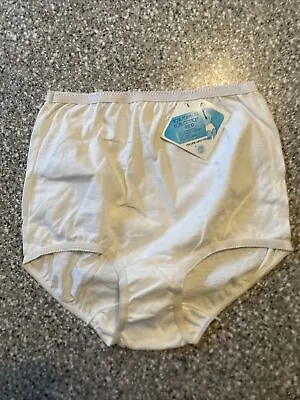 Vintage Panties Women's Size 5 Cotton/Poly Granny Briefs (1) Pair NWT USA Made • $5