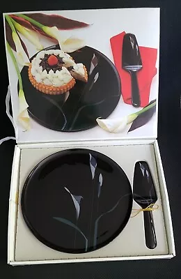 Mikasa Opus Black Cake Plate Calla Lilly Design Galleria 12  Diameter W/server  • $49.99