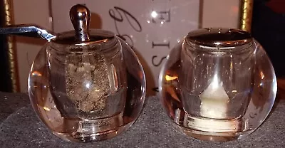  Salt Shaker And Pepper Grinder Clear Set Vintage   Round Sphere  • $5.75