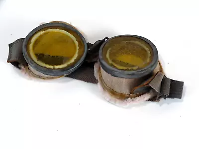 Vintage German/Swiss Army Ski Goggles • $49.95