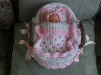 £5.50 • Buy Hand Knitted Moses Basket For 5  Baby Dolls With Dressed 5  Baby Doll