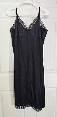 Vintage Vanity Fair Full Slip Dress Womens Size 42 TT Black Lace • $15