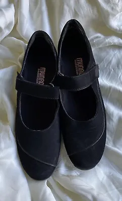 Munro Women Shoes Black Nubuck Leather Comfort Mary Jane Hook Loop Strap 7N • $15.78