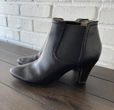 Frye Scarlette Chelsea Women Black Leather Shoe Boots Sz 7.5 • $59.99