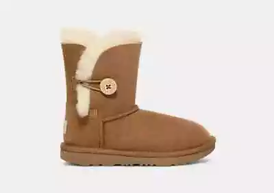 UGG Women's Bailey Button Boot Chestnut Size 8 (B203) • $69.99