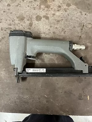 Senco #SJS Fine Wire Stapler-oilless Tool--3/16  Crown--22 Ga. Staples--USA Made • $199.99