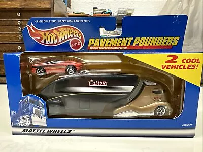 Mattel Hot Wheels Pavement Pounders Custom Car Hauler & Mazda MX5 Miata Car 1999 • $6.50