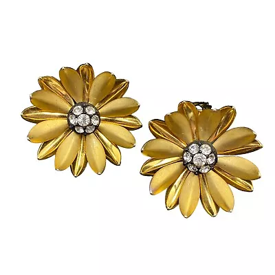 Vintage Clip On Earrings Matte Shiny GoldTone Daisy Flower Rhinestones 1-3/8  • $9.99