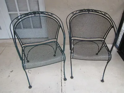 Russell Woodard Sculpture Wire Vintage Patio Chair Set Of Two  No Shipping  • $495