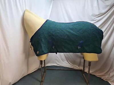 £14.99 • Buy Used 5'6 Qualtex Waffle Cooler Horse Rug *Visible Hairs #E762
