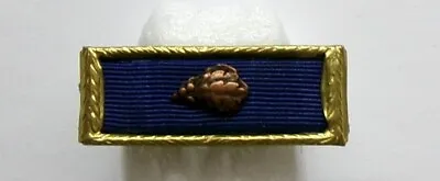 VINTAGE WWII Korea  Presidential Unit Citation Pin-Back Ribbon With 1 Oak Leaf • £18.30