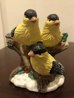 K’s Collection Sparrows Figurine Yellow Black Holly Snow Branches Sparkle • $10.99