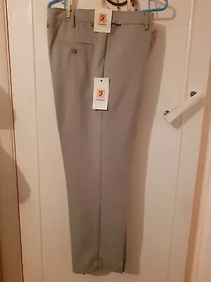 Farah Classic Mens Trousers New Size W34 - L29 • £18