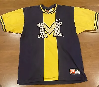 1990's FAB FIVE Era Michigan Wolverines Basketball Shootaround Shirt (Size L) • $40