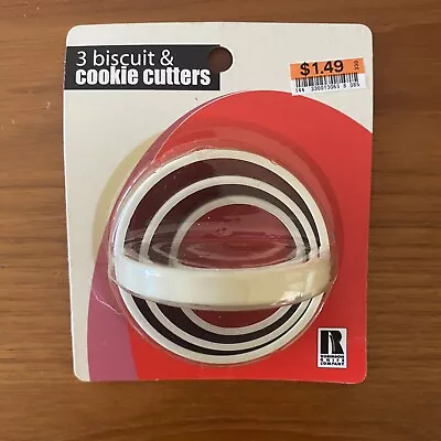 Cookie And Biscuit Cutters Round With Handles Set Of 3 Robinson Knife Co Vintage • $10