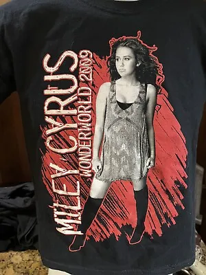 Miley Cyrus - “Wonderworld” Tour 2009 - Black Shirt - Youth Medium • $15.96