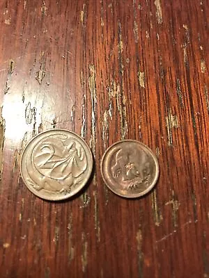 1976 AUSTRALIA  1 And 2 CENT COINS • $2.60