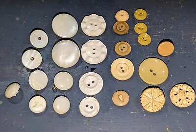 Lot Of 25 Vintage Buttons-Bakelite Mother Of Pearl Etc. • $0.99
