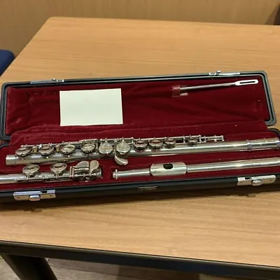 Yamaha Student Flute YFL-221 Nickel Silver Plated With Case • $356.67