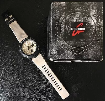 Casio Men's Watch G-Shock Ana-Digi White Black Panda Resin Strap GA-2000WM-1A • $85.44