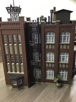 Hornby 00/H0 Gauge Industrial Building  Radio Station • £85