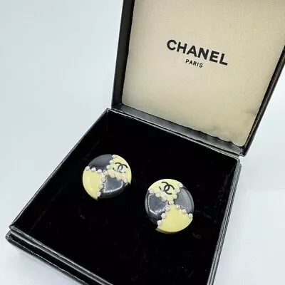 Chanel Genuine Earrings Gold Coco Bicolor Round Beautiful Excellent+ Japan 31320 • £277.06