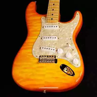 Fender / FSR MIJ Traditional 50s Stratocaster Quilted Maple Top Honey Burst • $1740