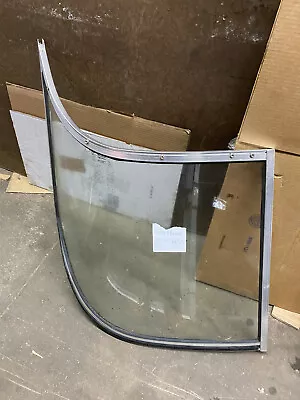 $180 • Buy 1997 Reinell 197 Brxl Right Side Front Windshield Curved Glass Piece