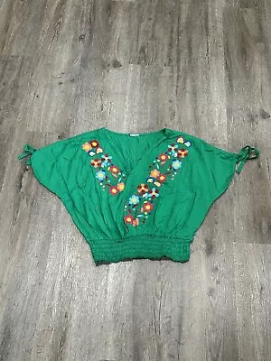 Mexican Embroidered Floral Blouse Green Size L • $24.99