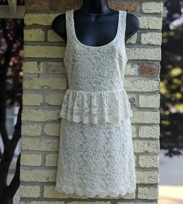 NWT Anthropologie Womens Size Small 4/6 Cream Ivory White Lace Peplum Mini Dress • $15