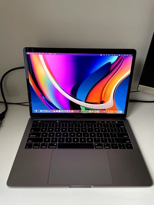 £290 • Buy Apple MacBook Pro Retina  - Touch Bar 2017 - I5 3.10GHz - 256GB SSD - 8GB Memory
