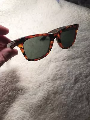 Vintage B&L Ray Ban Bausch & Lomb  Gray Tortoise Wayfarer 5022 Sunglasses • $41