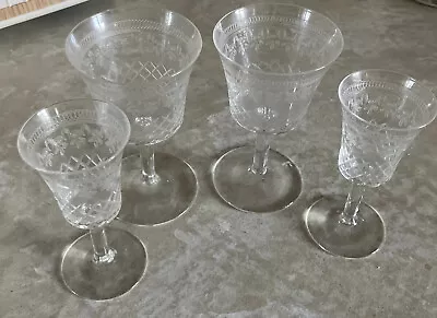 Set Of 4 Edwardian Pall Mall Lady Hamilton Etched Sherry /Port/Liqueur Glasses • £22.50