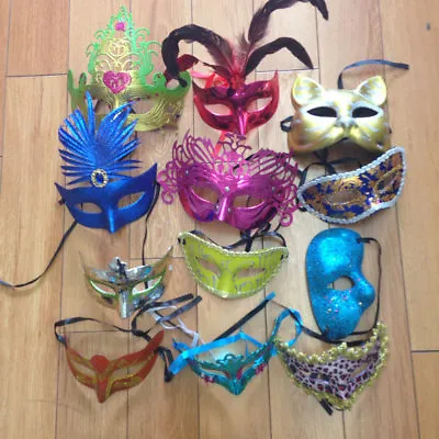 Mardi Gras Masquerade Wholesale Lot Bulk Sale Party Favor - 25 Masks -Halloween! • $42.99