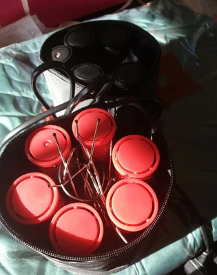 Nicky Clarke 12 Compact Heated Rollers Model NHS005 • £10