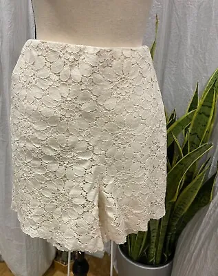 Zara Basic Collection Lace Shorts Off-white Ivory Size M • $25