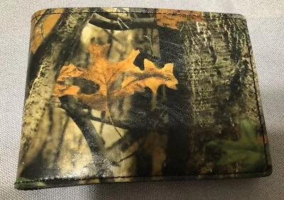 Handmade Men's Leather Bi-Fold Wallet - MOSSY OAK  • $25