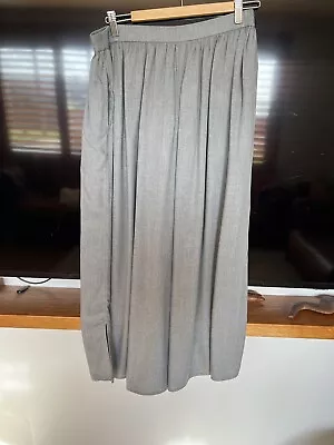 $20 • Buy Uniqlo Wide Leg Pants Size L