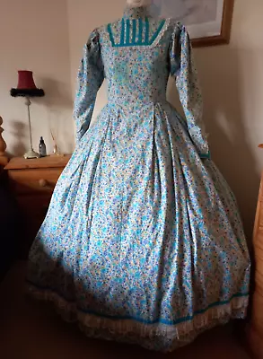 Edwardian Style Turquoise Floral Costume 36  Bust • £45
