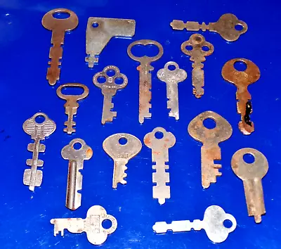 Lot Vintage & Antique Flat Keys - Eagle Yale & Towne Corbin Couch Kee ++ • $16